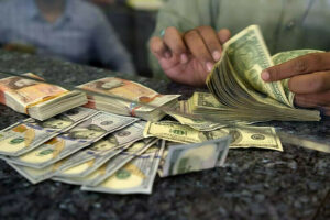 Pakistan’s biggest source of remittances sent nearly $900 million in September