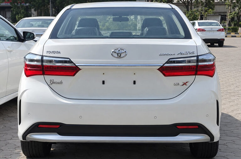 Toyota Corolla Facelift 2027