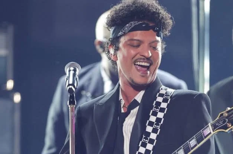 Bruno Mars sets Billboard record with 32 weeks at No. 1