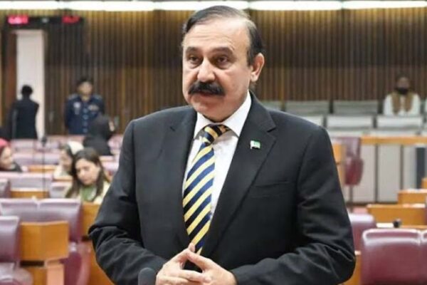 Federal govt challenges PTI over KP terrorism, demands new CM