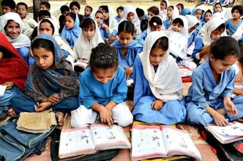 All educational institutions in Mardan to remain closed on Monday