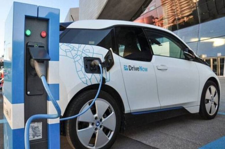 Petrol price hike drives surge in demand for electric vehicles